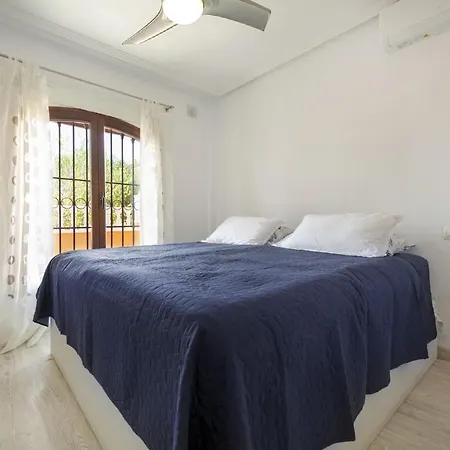 Altos Del Sol By United Renters Torrevieja